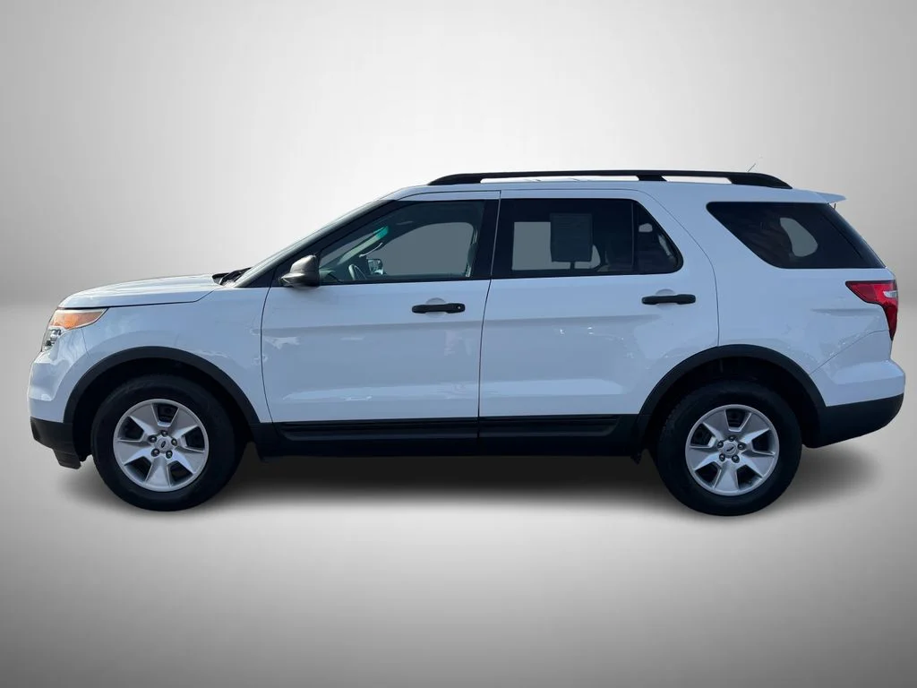 Used 2014 White Ford Base image 6