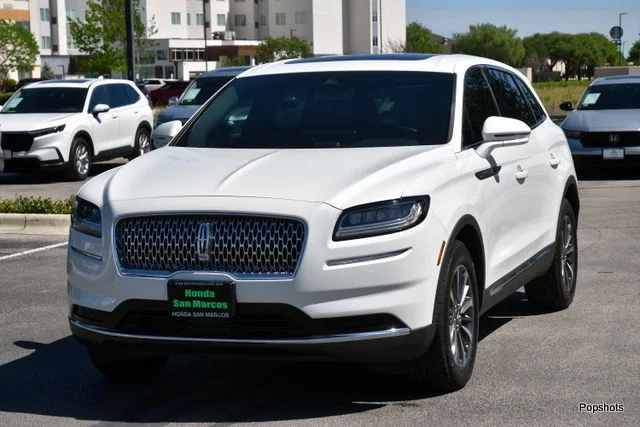 2023 Lincoln Nautilus Reserve FWD's photo