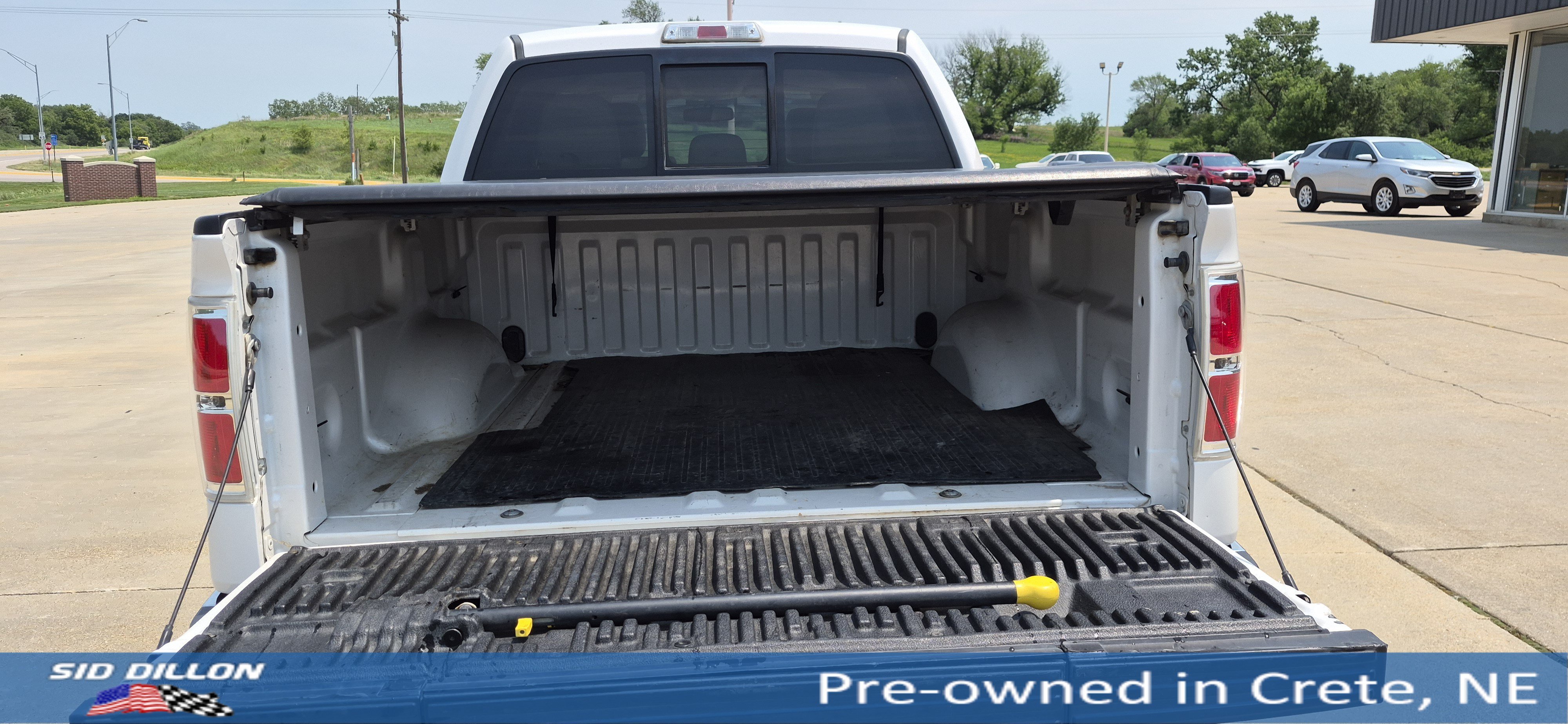 Used 2013 White Ford Lariat image 14