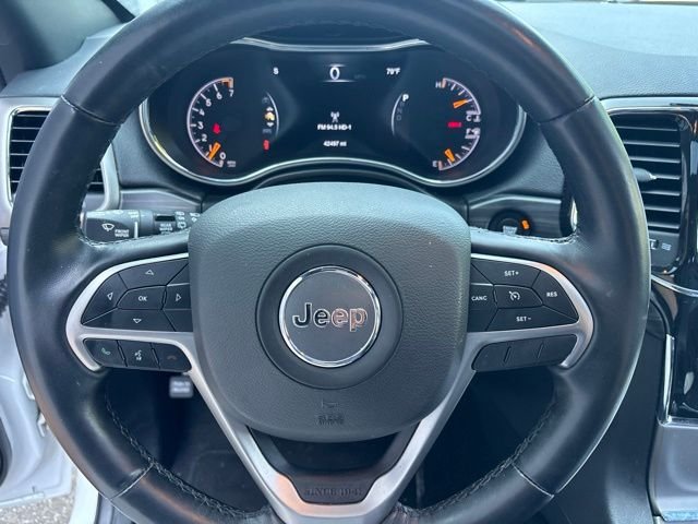Used 2022 White Jeep Laredo X image 20