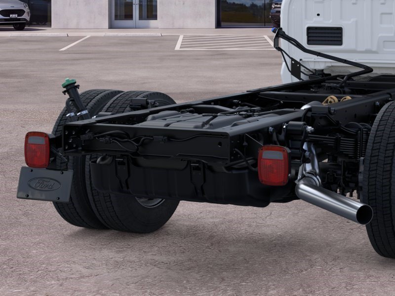 New 2026 Oxford White Ford XL image 22