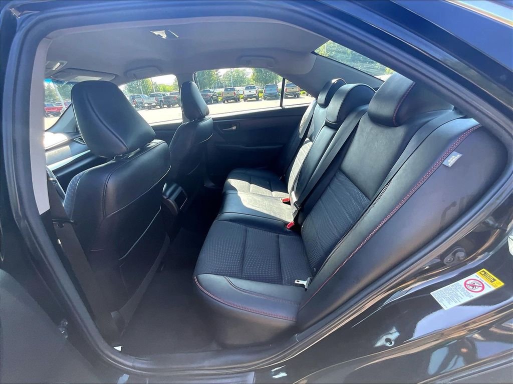 Used 2015 Black Toyota SE image 15