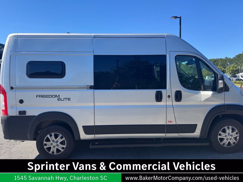 Used 2025 Silver Ram Thor RV image 4