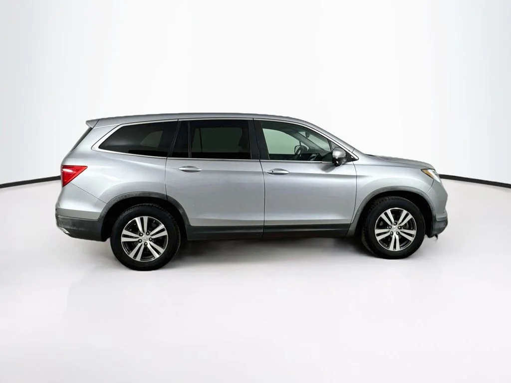 Used 2016 Silver Honda EX-L image 8