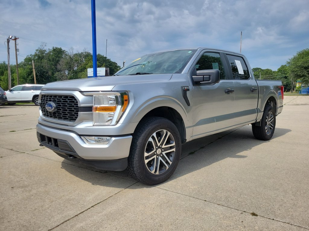 2022 Ford F-150 XL - Photo 2