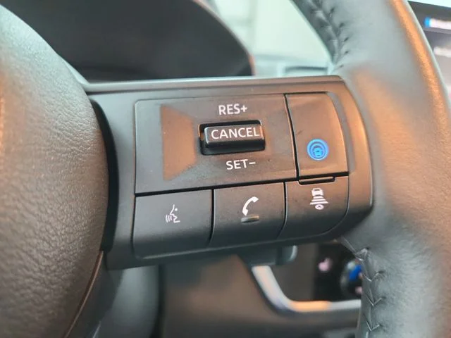 Used 2024 White Nissan SV image 25