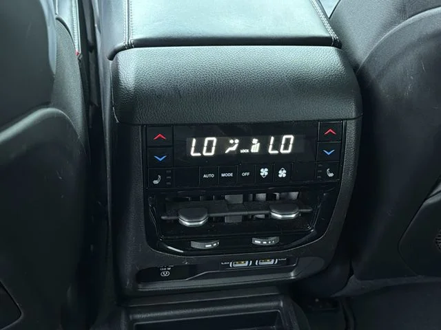 Used 2021 Black Jeep Overland image 19