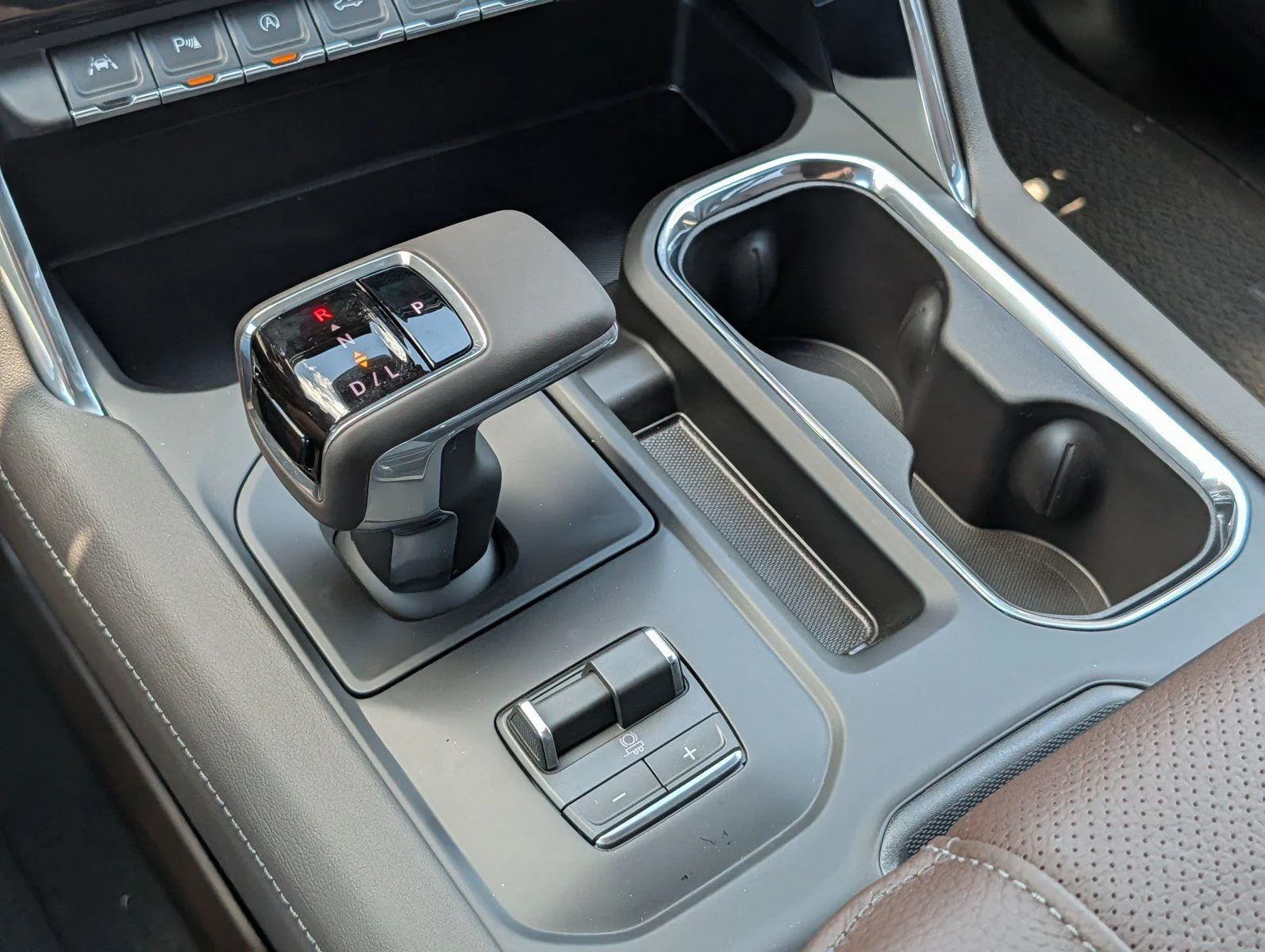 New 2026 Sterling Metallic GMC Denali image 21