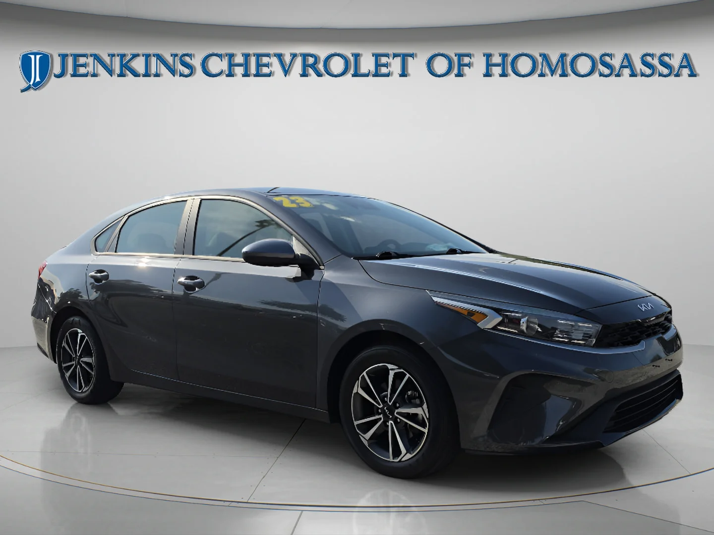 Used 2023 Gravity Gray Kia LXS image 2