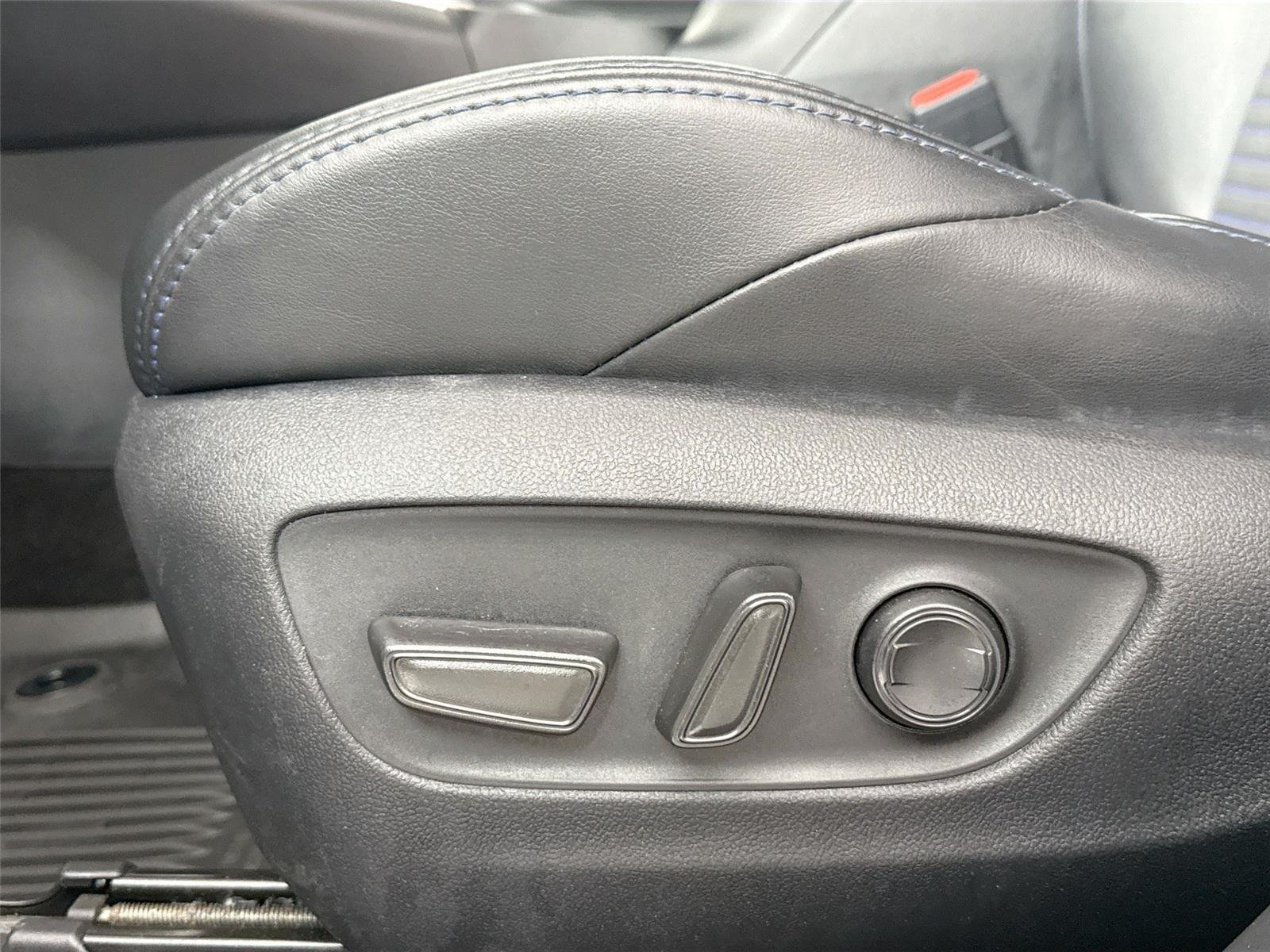 Used 2024 Magnetic Gray Metallic/Midnight Black Metallic Toyota Hybrid XSE image 30
