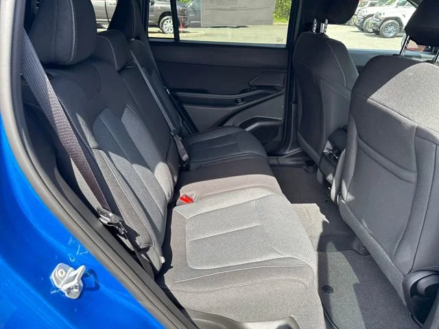 New 2026 Hydro Blue Pearlcoat Jeep Laredo image 10