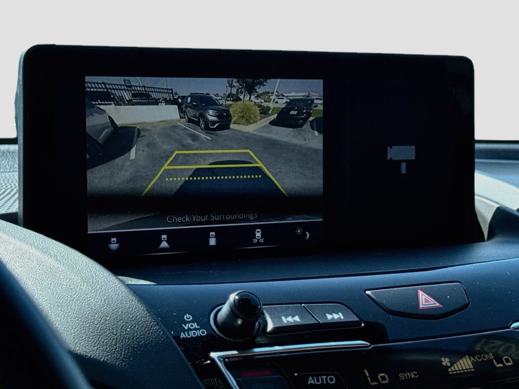 Used 2021  Acura Technology Package image 33