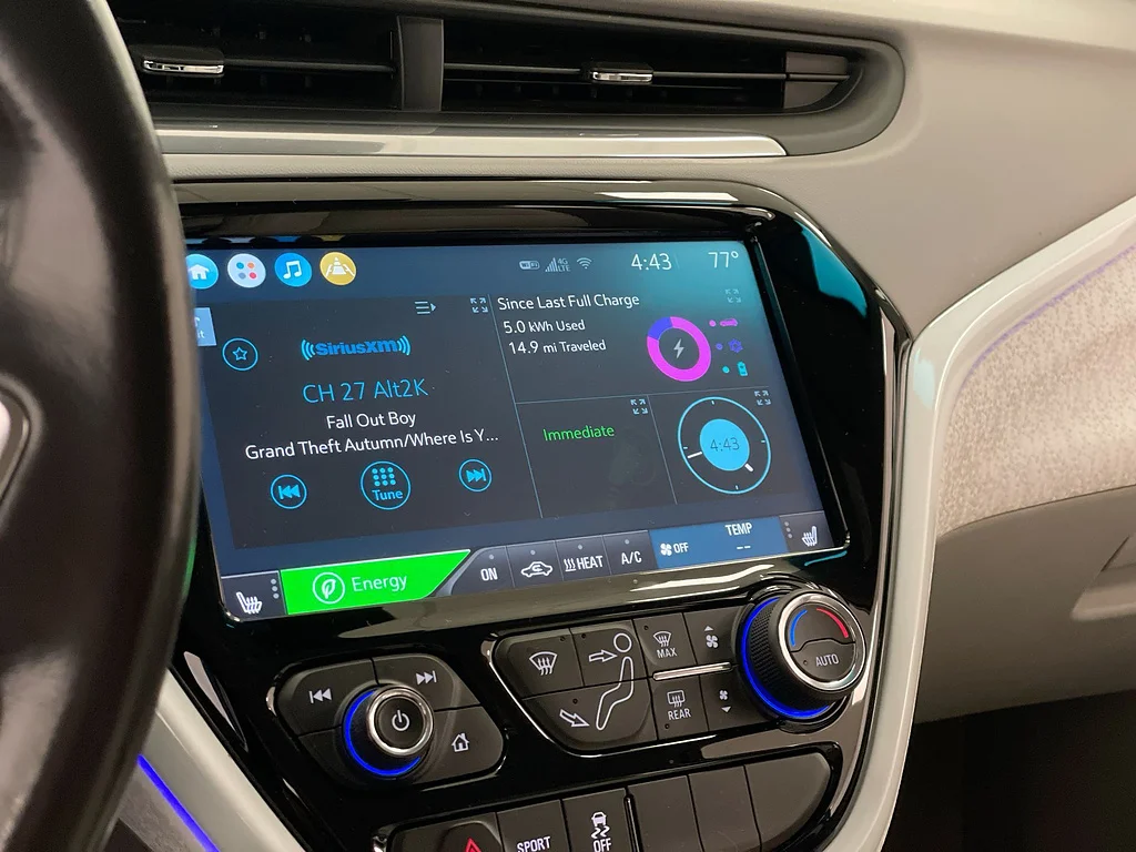 Used 2020 Kinetic Blue Metallic Chevrolet Premier image 13