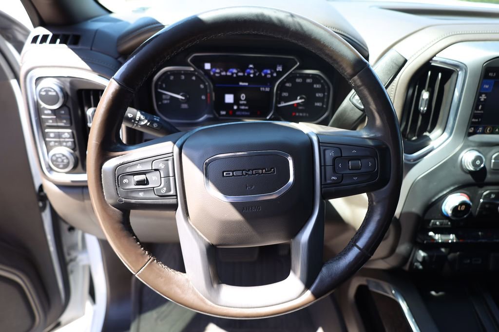 Used 2020 White Frost Tricoat GMC Denali image 13