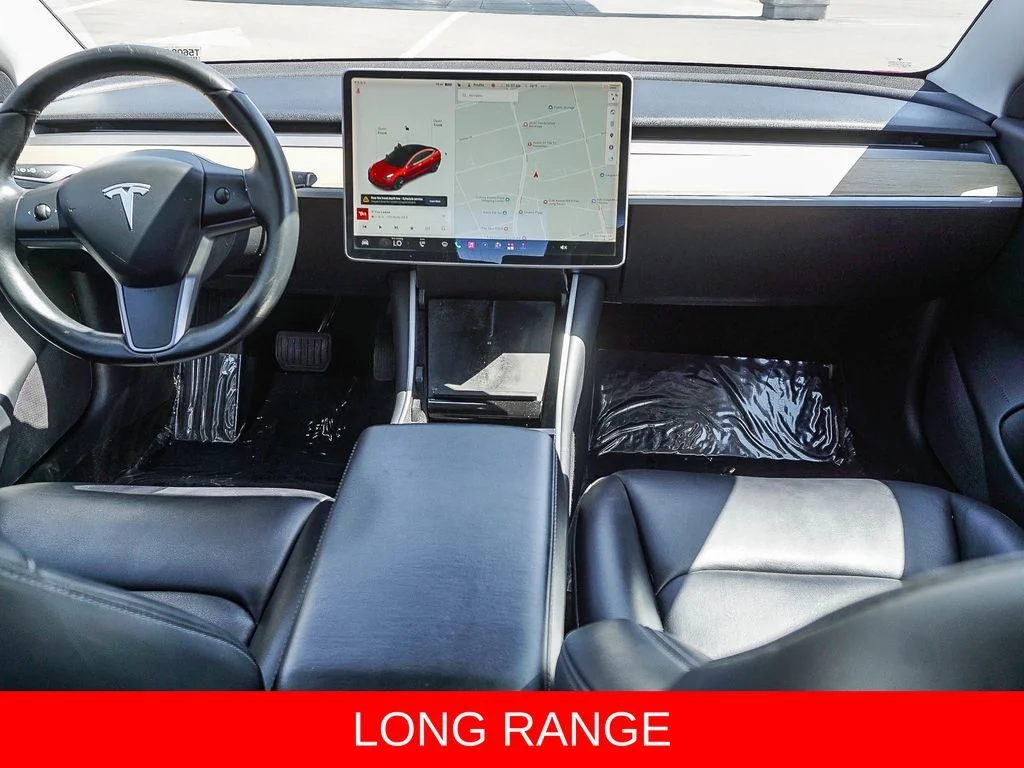 Used 2018  Tesla Long Range image 14