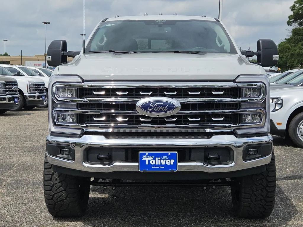 New 2026 Avalanche Ford F-250® XLT image 2