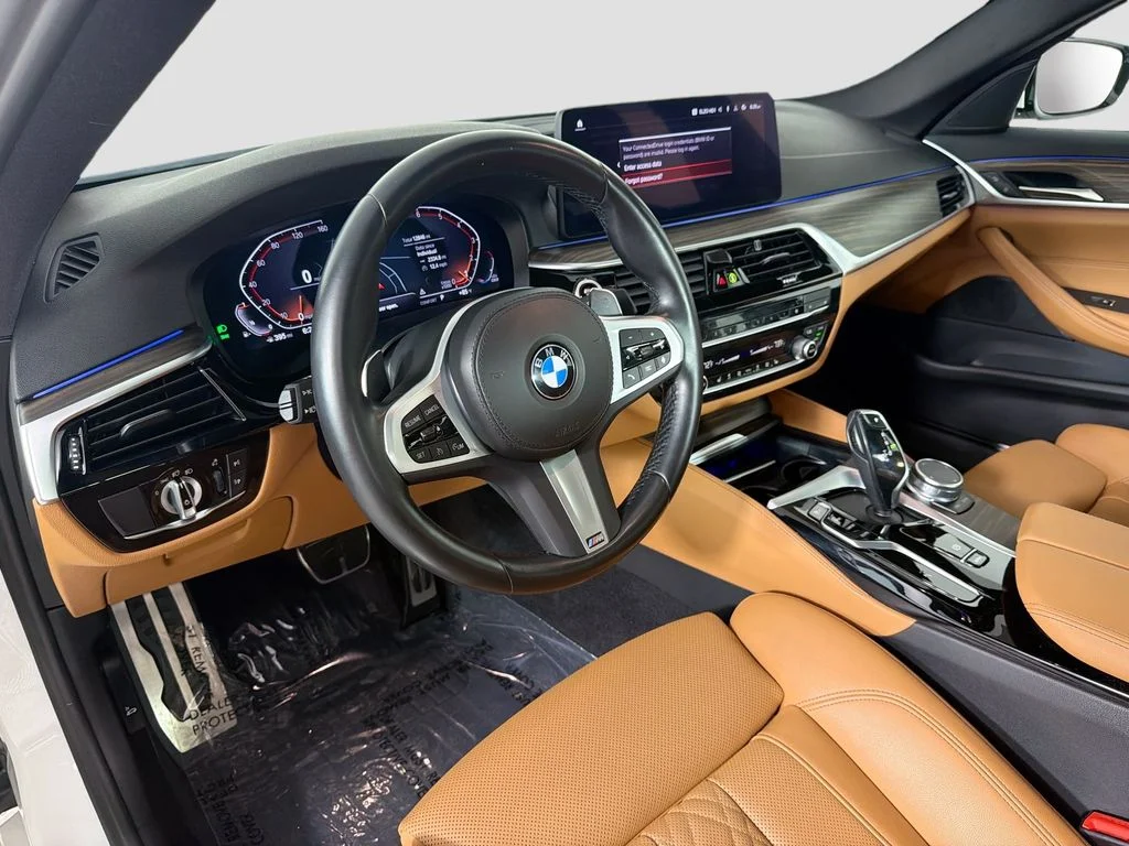Used 2022 White BMW 530i image 9