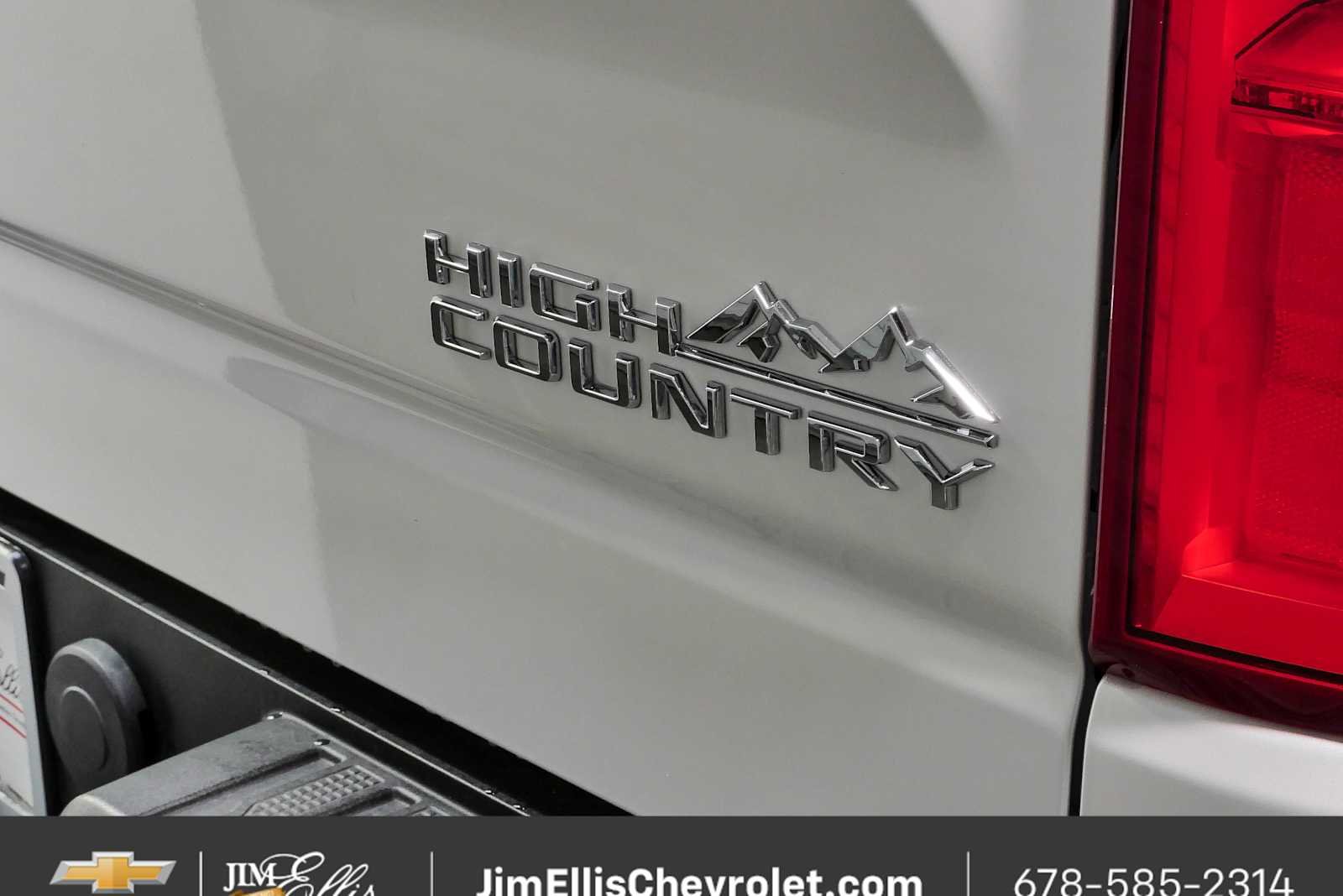 Certified Used 2021 IRIDESCENT PEARL TRICOAT Chevrolet High Country image 36