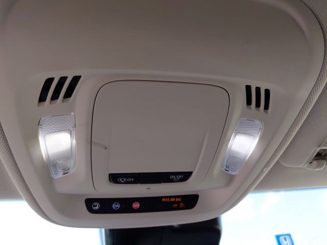 Used 2022 Cinnabar Metallic Buick Preferred image 20