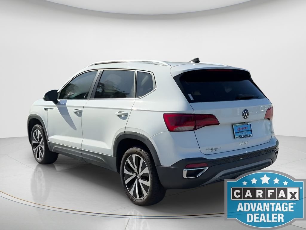 Used 2022 White Volkswagen 1.5T SE image 8