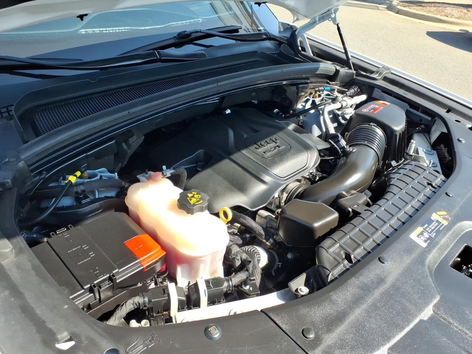 Used 2024 Bright White Clearcoat Jeep Summit image 32