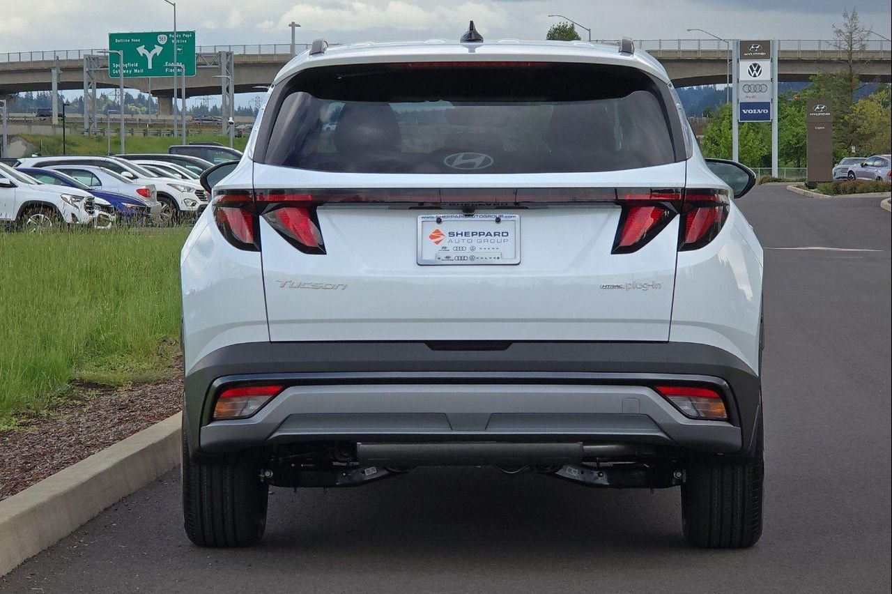 New 2026 White Hyundai SEL image 4