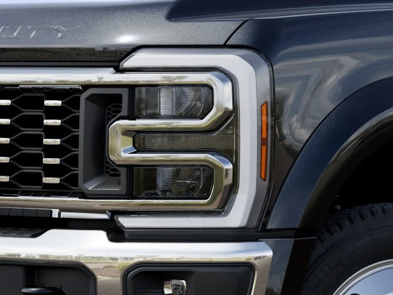 New 2027 Black Ford Lariat image 18