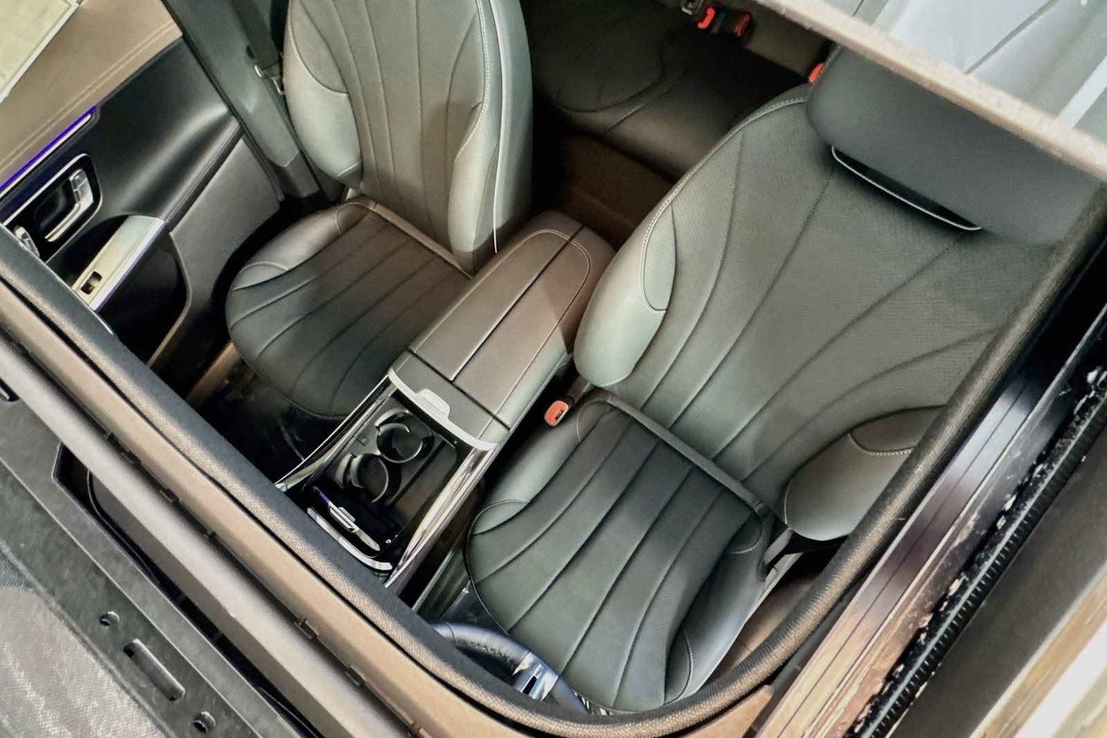 New 2027 Polar White Mercedes-Benz EQE 320 image 19