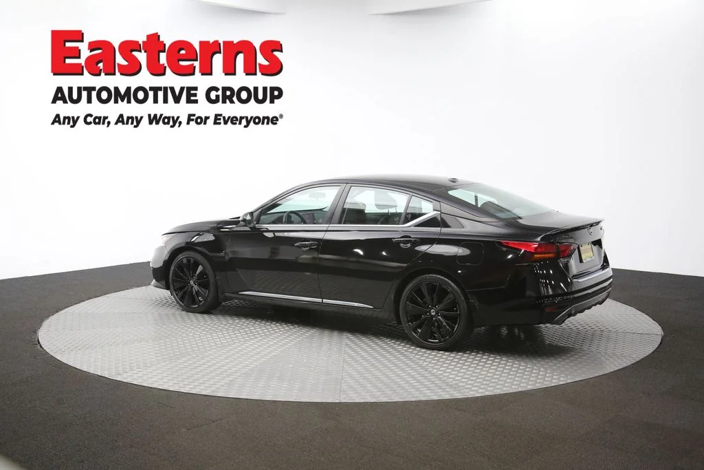 Used 2022 Black Nissan 2.5 SR image 60