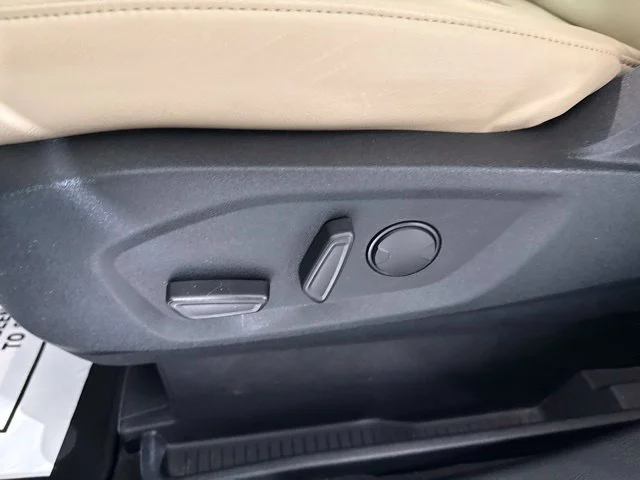 Used 2020 White Ford SEL image 20