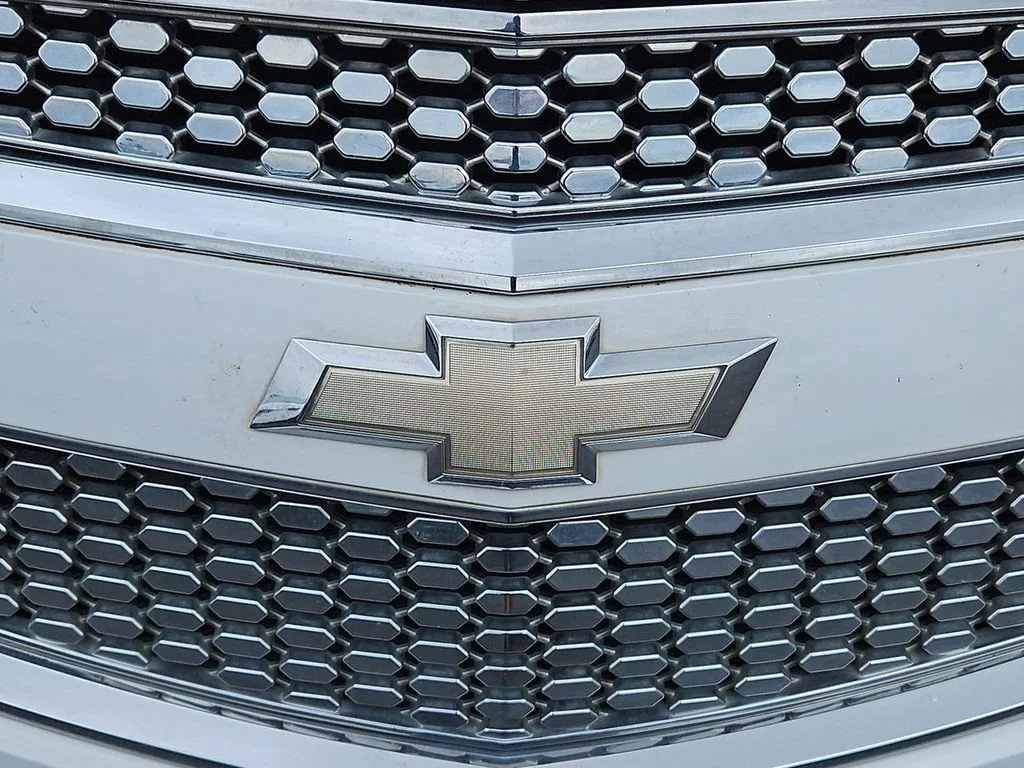 Certified Used 2015 SUMMIT WHITE Chevrolet LTZ image 11