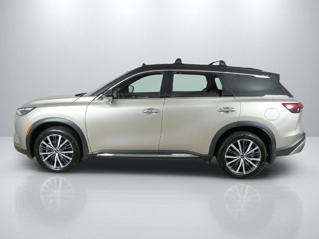 Used 2025 Black INFINITI Autograph image 16