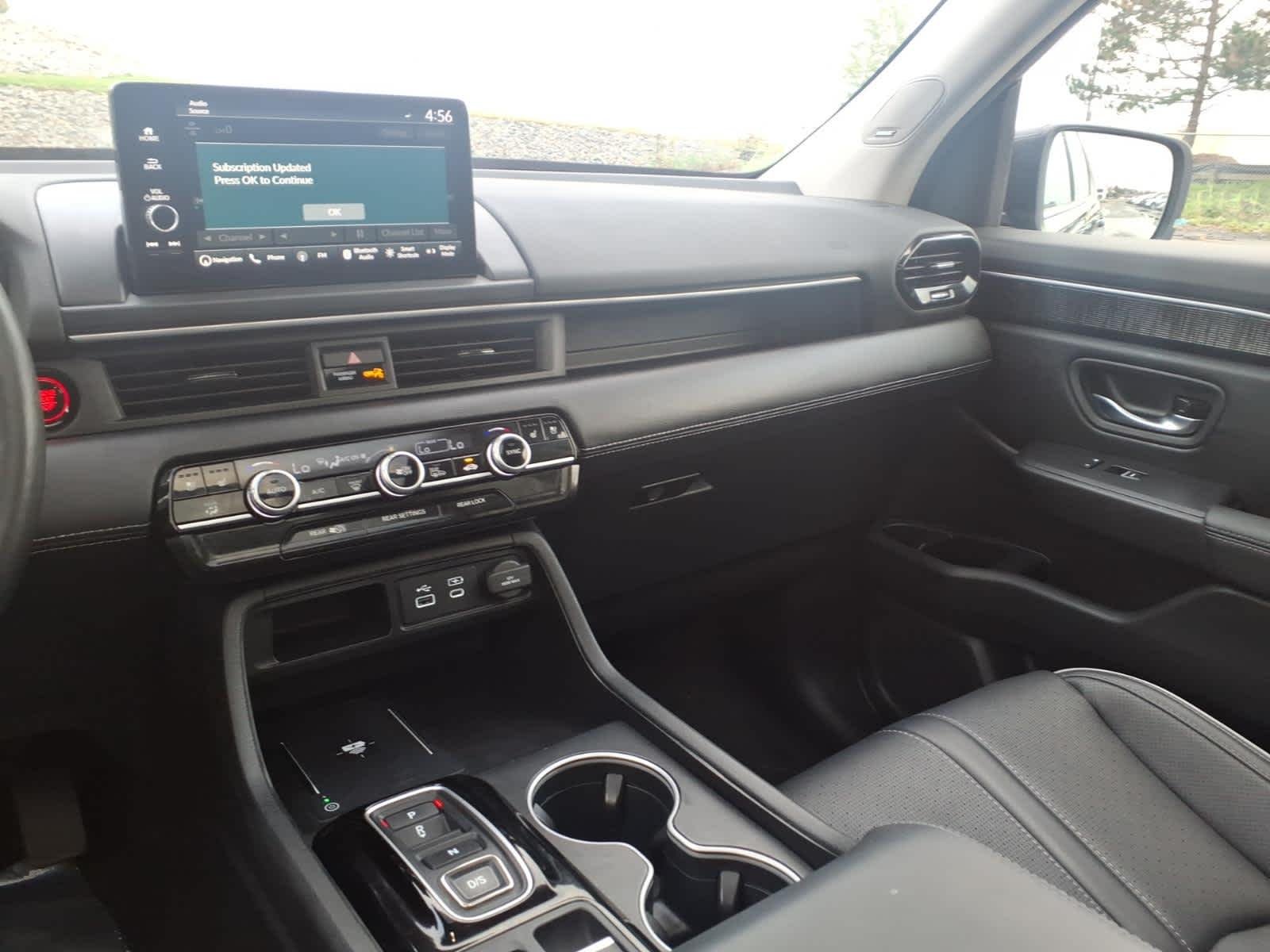 2023 Honda Pilot Elite - Photo 15