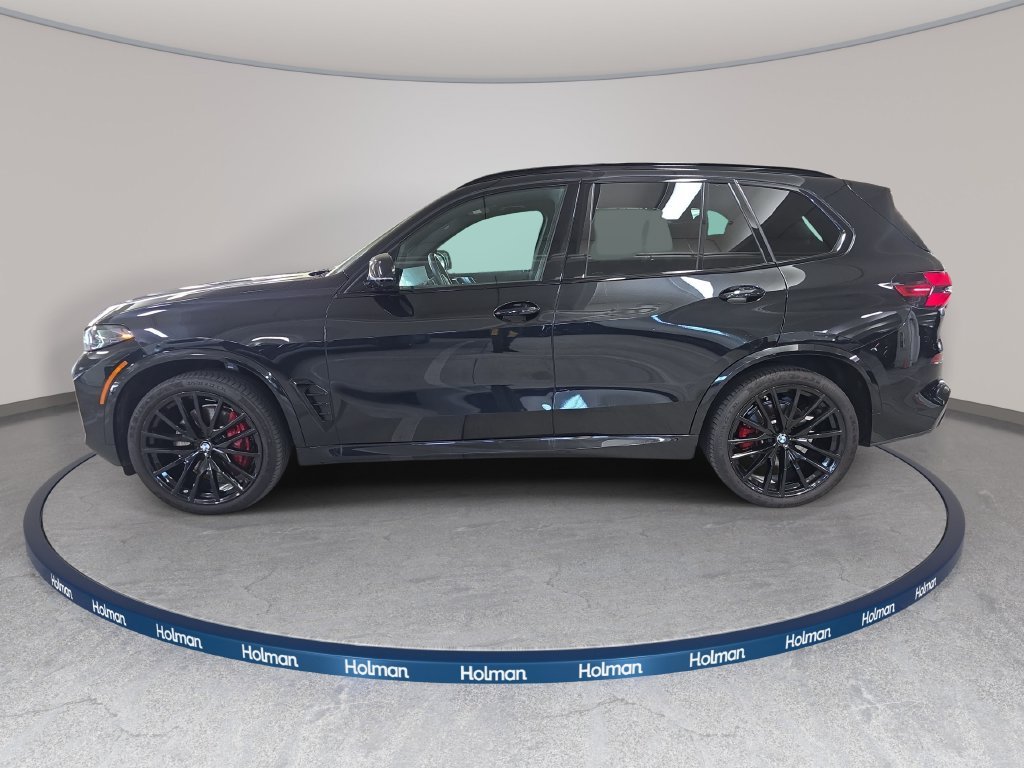 Used 2024 Black Sapphire Metallic BMW sDrive40i image 11