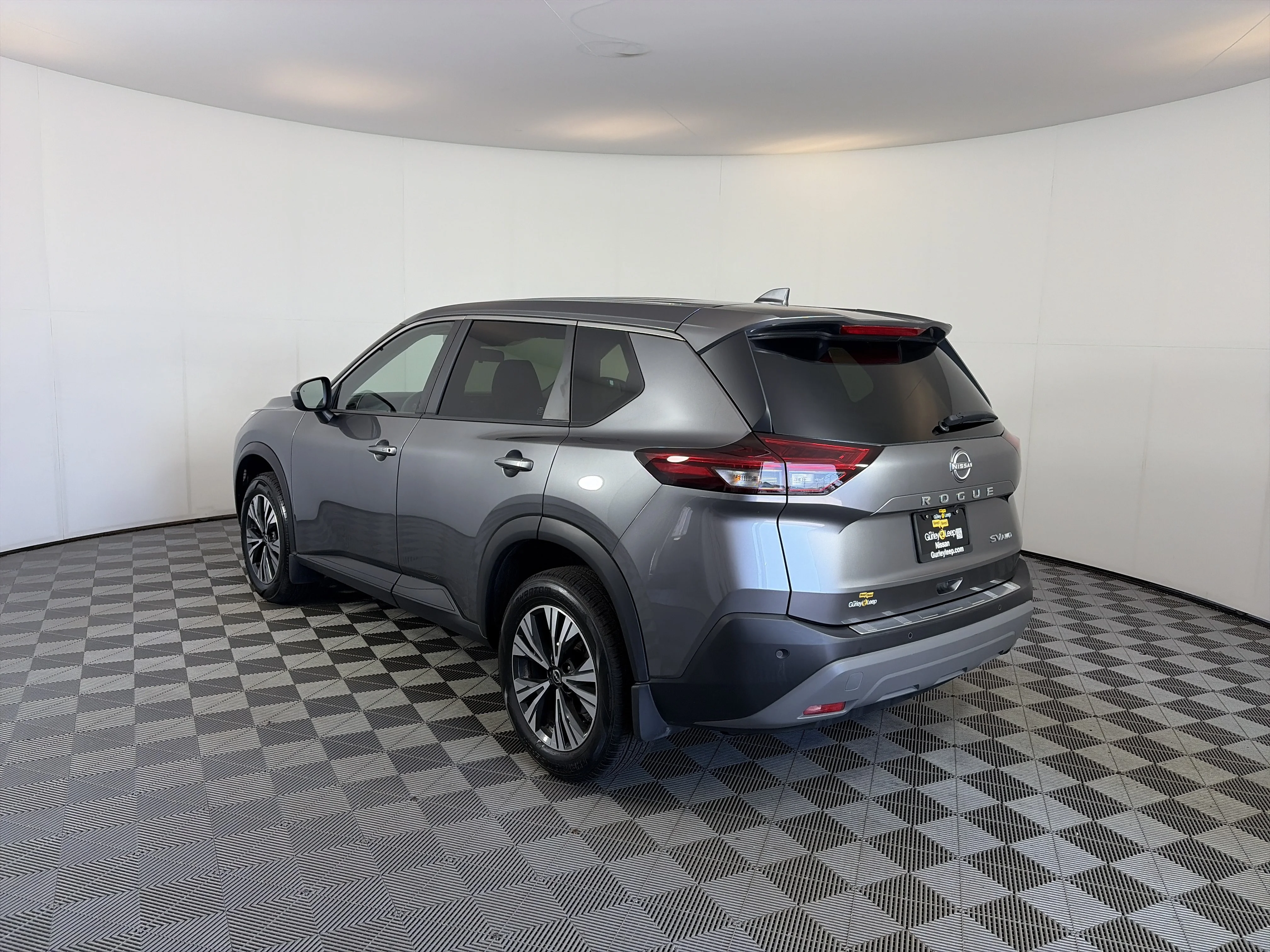 Used 2023 Gun Metallic Nissan SV image 9