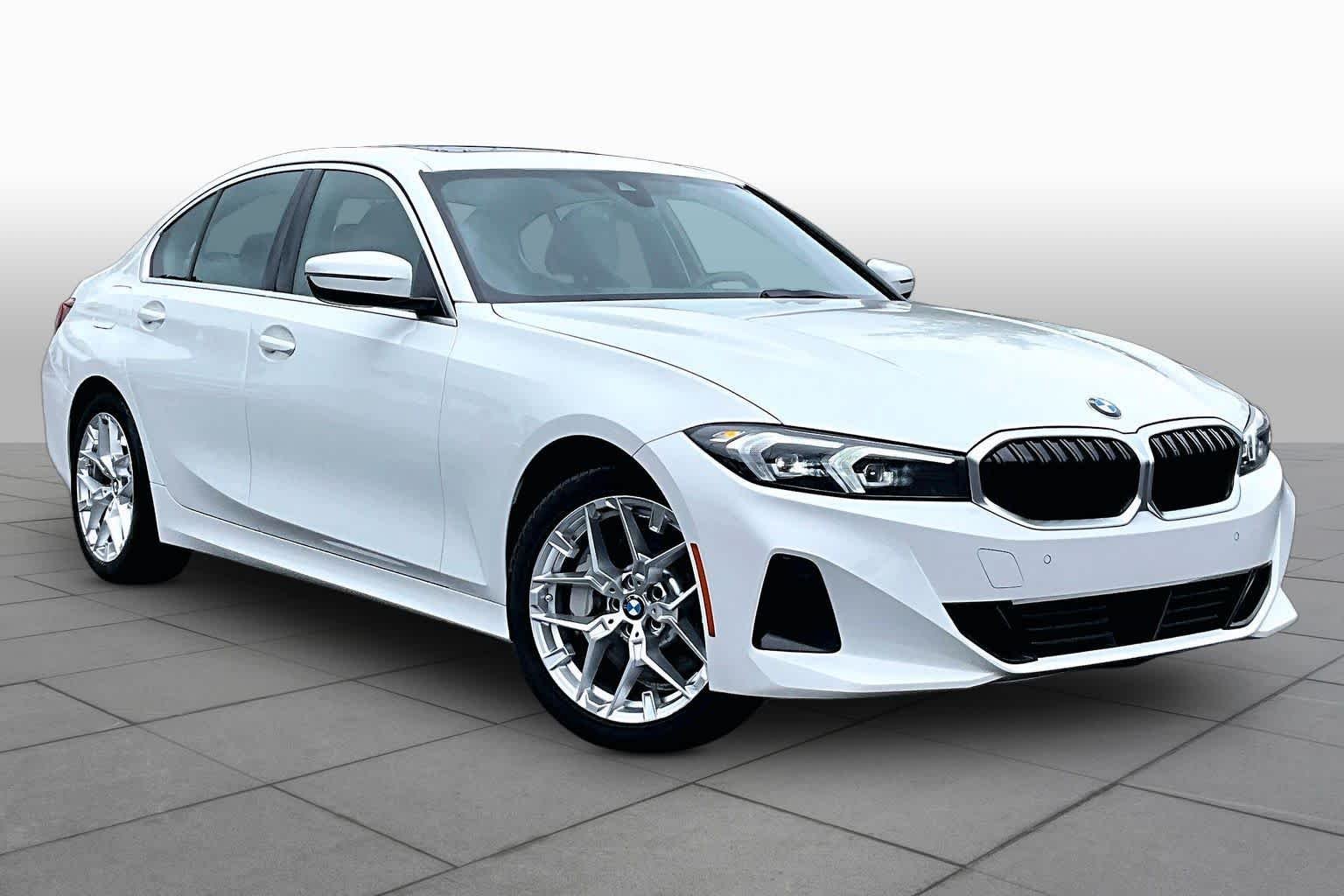 Certified Used 2025 Alpine White BMW 330i image 3