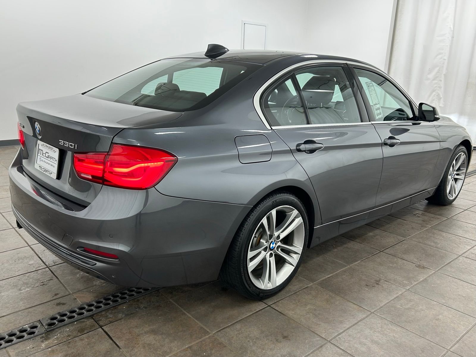Used 2017 Mineral Gray Metallic BMW 330i xDrive image 5