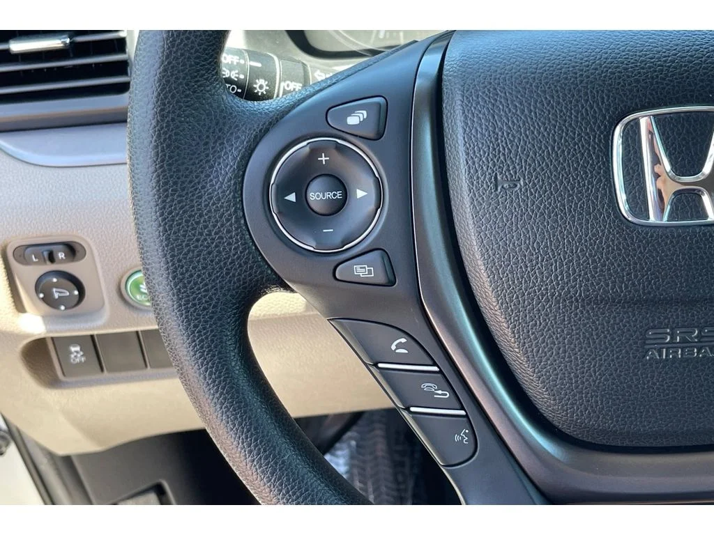 Certified Used 2018 White Diamond Pearl Honda EX image 35