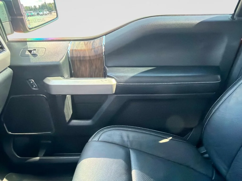 Used 2020 Red Ford Lariat image 23