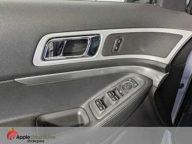 Used 2011 Silver Ford XLT image 14
