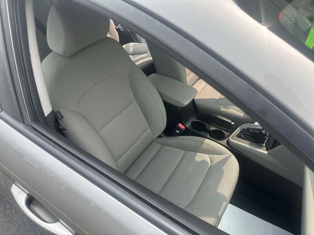 Used 2020 Silver Hyundai SEL image 30