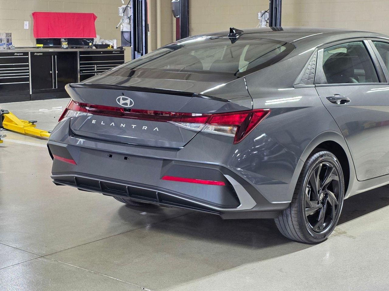 New 2026 Ecotronic Gray Hyundai SEL Sport Plus image 11