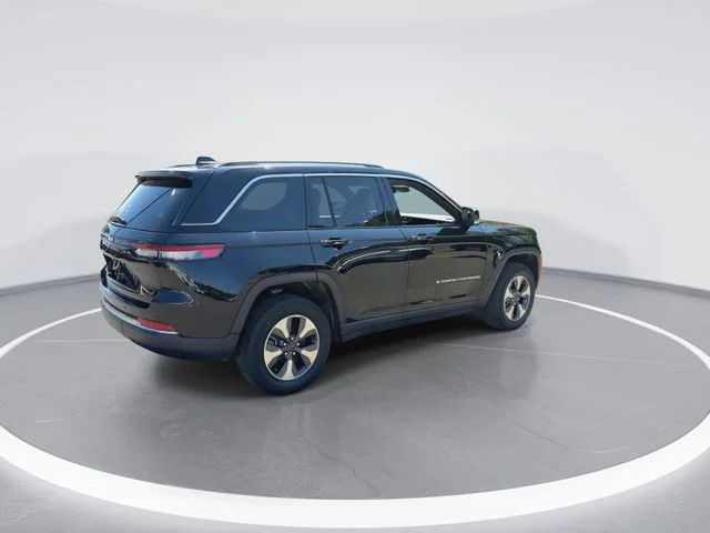 Used 2023 Black Jeep 4xe image 8