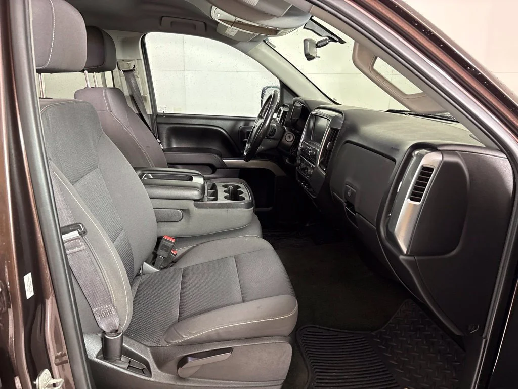 Certified Used 2016 AUTUMN BRONZE METALLIC Chevrolet LT image 19