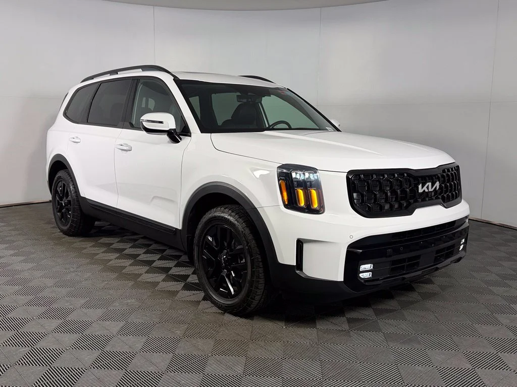 Used 2024 White Kia SX-Prestige X-Pro image 5