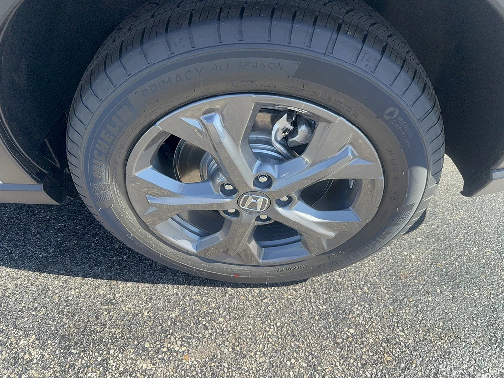 2027 Honda HR-V LX, photo 9 of 12