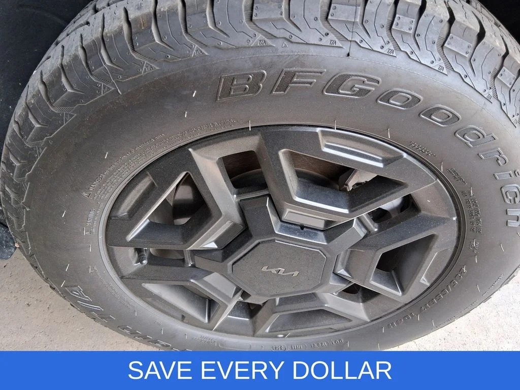Used 2026 Gray Kia X-Pro SX Prestige image 8
