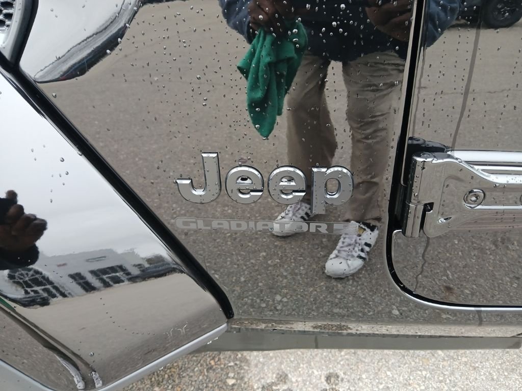 New 2026 Black Clear-Coat Exterior Paint Jeep Sport S image 10