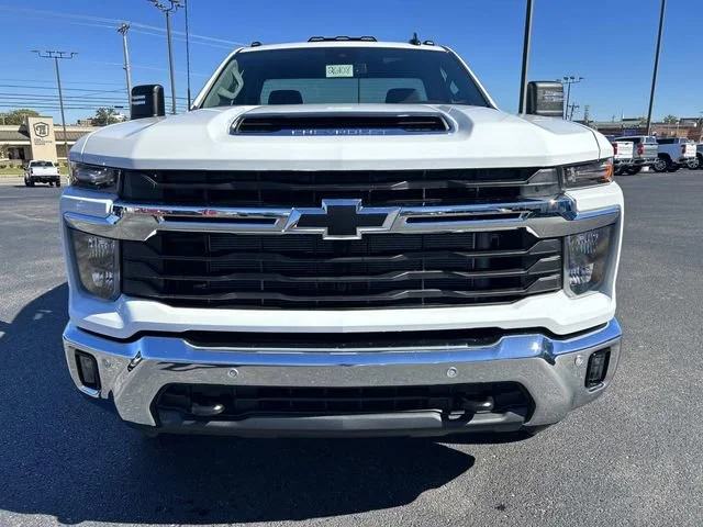 2026 Chevrolet Silverado 3500 HD LT - Photo 9