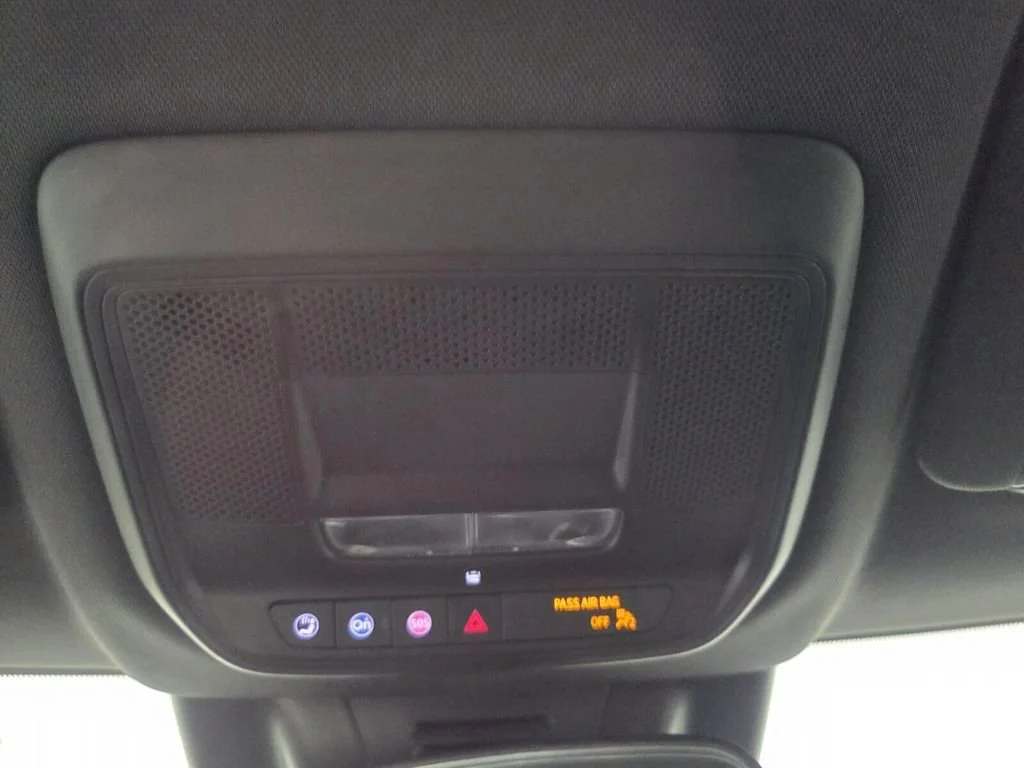 Used 2025 Black Chevrolet LT1 w/PCY image 14